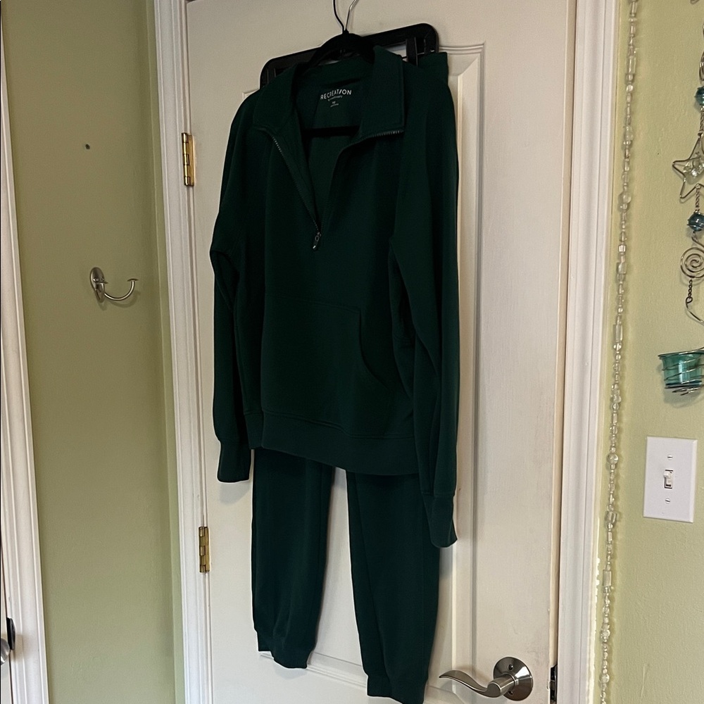 Recreation by Thread & Supply Green Zip-Up Jacket and Pants